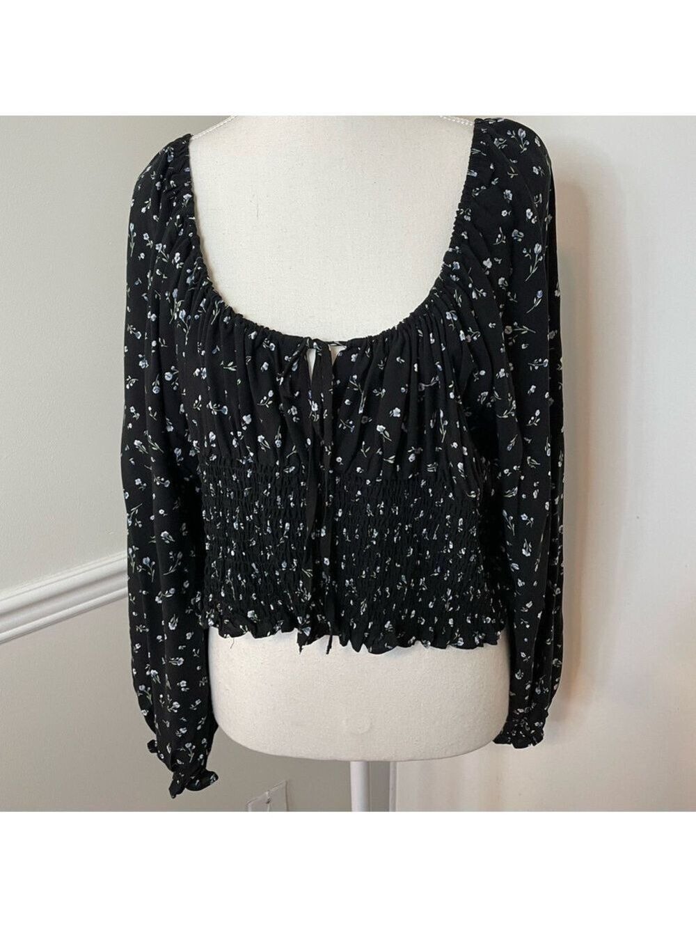 H&M Smocked Floral Blouse XXL - Picture 4 of 13